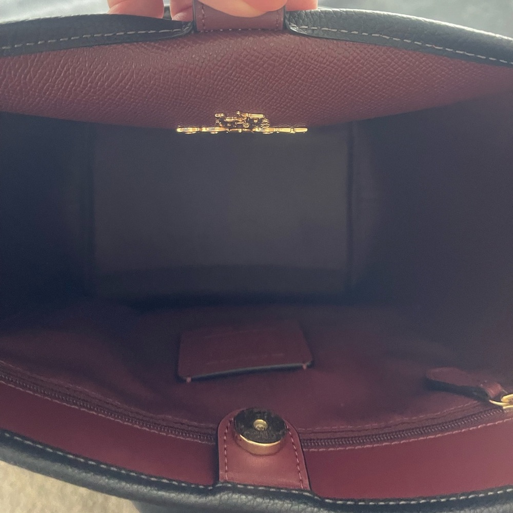Coach bucket bag with short and long straps